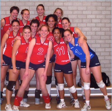 dames 1 protos, de libero (blauw) is dochter wieb